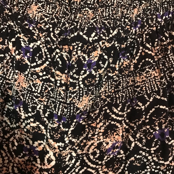 ROMPER WITH DIFFERENT DESIGNS PERFECT FOR SUMMER🌞 - Picture 4 of 4